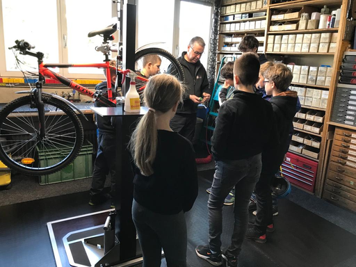 Velo reparieren